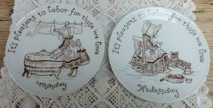 2 Vintage Engelse Holly Hobbie wandbordjes, Burleigh, Antiek en Kunst, Curiosa en Brocante, Ophalen of Verzenden