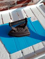 oud strijkijzer 10€., Enlèvement