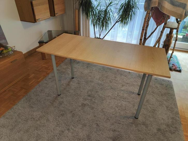 Stevige en Nette Tafel met Afneembare Poten | 135x60 cm, Huis en Inrichting, Tafels | Eettafels, Zo goed als nieuw, 50 tot 100 cm