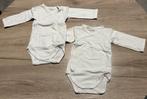 2 witte rompers met lange mouw (Zeeman, maat 50), Enfants & Bébés, Vêtements de bébé | Taille 50, Comme neuf, Vêtements de nuit ou Sous-vêtements