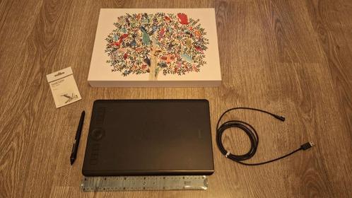 Wacom Intuos Pro M (2017) – in goede staat, Computers en Software, Tekentablets, Gebruikt, Draadloos, Ophalen of Verzenden