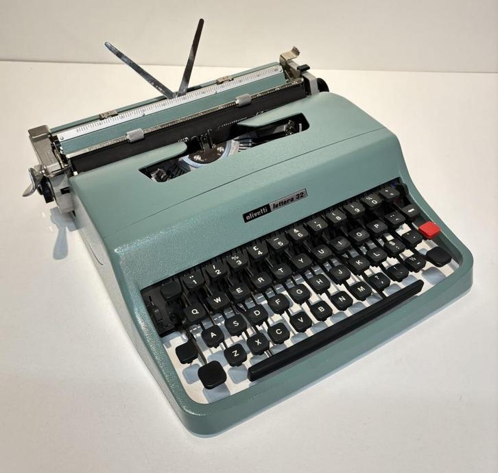 Typemachine Olivetti Lettera 32, Diversen, Typemachines, Gebruikt, Ophalen of Verzenden