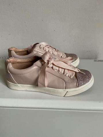 Sneakers van Only, maat 37