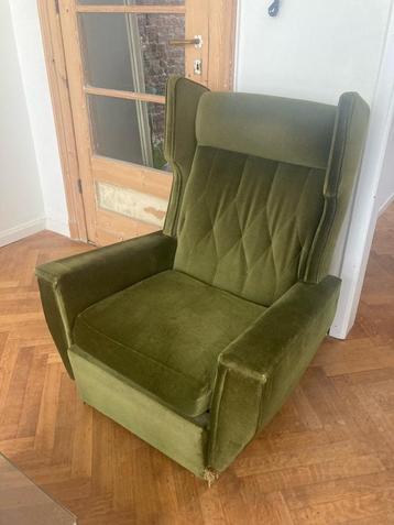 Charmante, groene vintage fauteuil met franjes