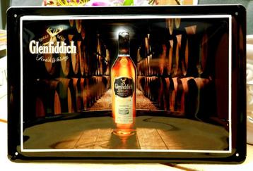 Reclamebord van Glenfiddich Malt Master in reliëf - 30x20 cm beschikbaar voor biedingen