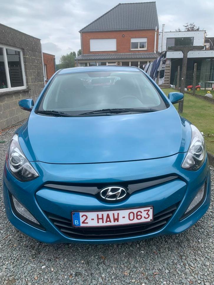 Te koop – Hyundai i30 1.6 CRDi Automaat, Auto's, Hyundai, Particulier, i30, Airbags, Airconditioning, Bluetooth, Centrale vergrendeling