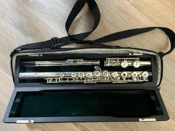 Pearl PF-506 dwarsfluit + accessoires beschikbaar voor biedingen