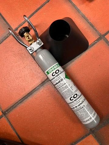 Hervulbare CO2-fles Dennerle 500 gram beschikbaar voor biedingen