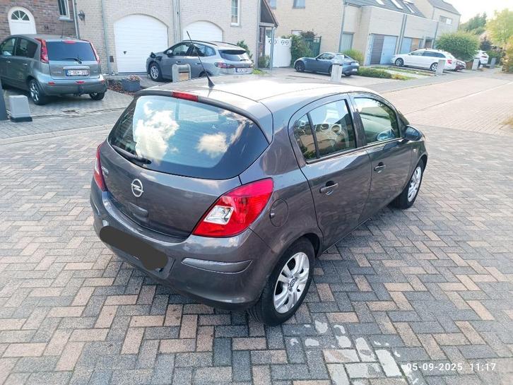Opel Corsa 2013 1.2i enjoy 18000km nieuwstaat, Auto's, Opel, Particulier, Corsa, ABS, Airconditioning, Bluetooth, Boordcomputer