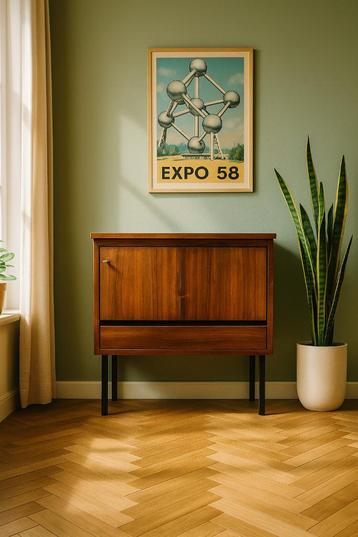 Prachtig vintage barkastje beschikbaar voor biedingen