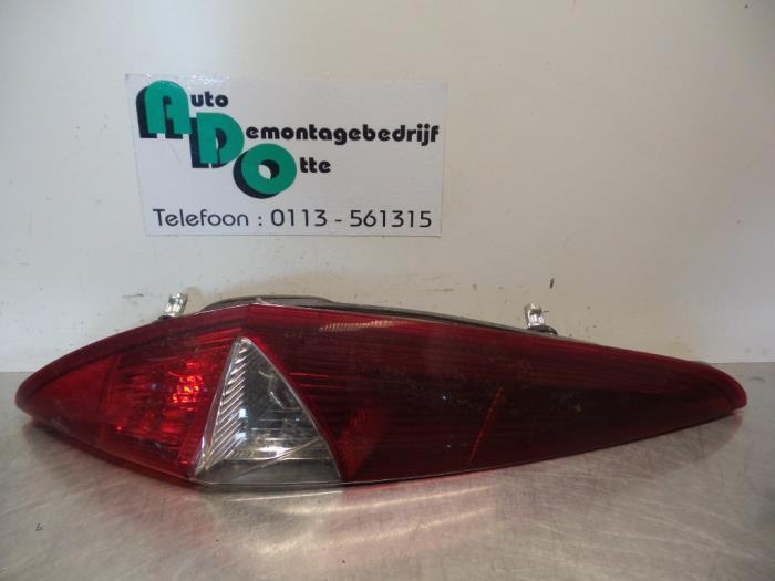Feu arrière gauche d'un Fiat Punto (Punto 03-), Autos : Pièces & Accessoires, Éclairage, Fiat, Utilisé, 3 mois de garantie, Enlèvement ou Envoi