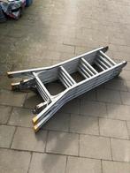 Lot a vendre pas cher, Bricolage & Construction, Échelles & Escaliers, Pliable ou rétractable/escamotable, Échelle, Enlèvement