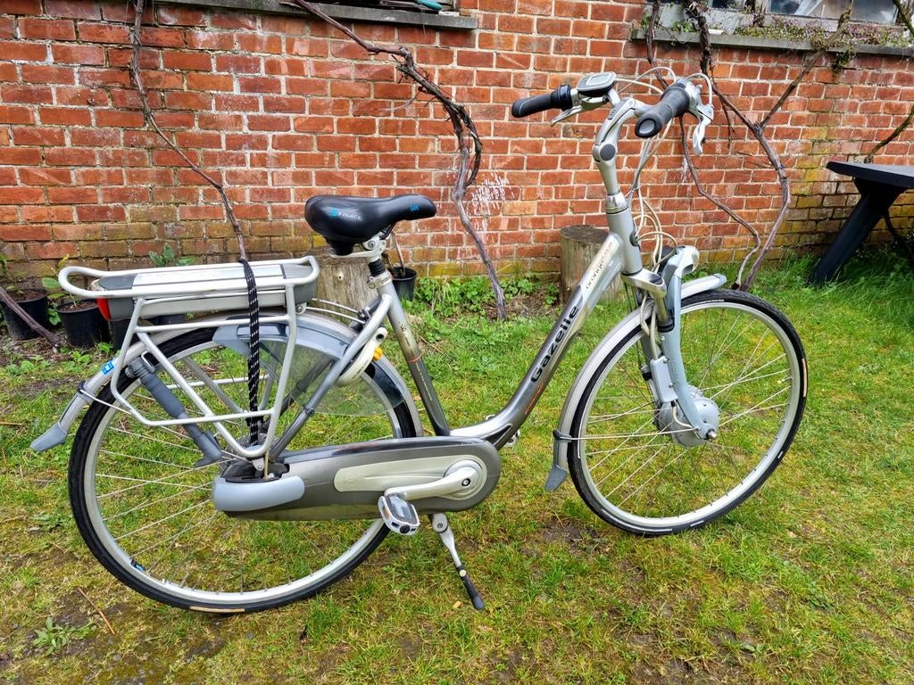 Elektrische fiets GAZELLE 28.inch 8 versnellingen aluminum, Ophalen of Verzenden, Gazelle