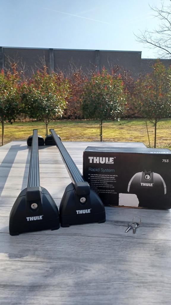 SET Thule dakdrager Rapid systeem 753 + squarebar Evo, Autos : Divers, Porte-bagages, Comme neuf, Enlèvement ou Envoi