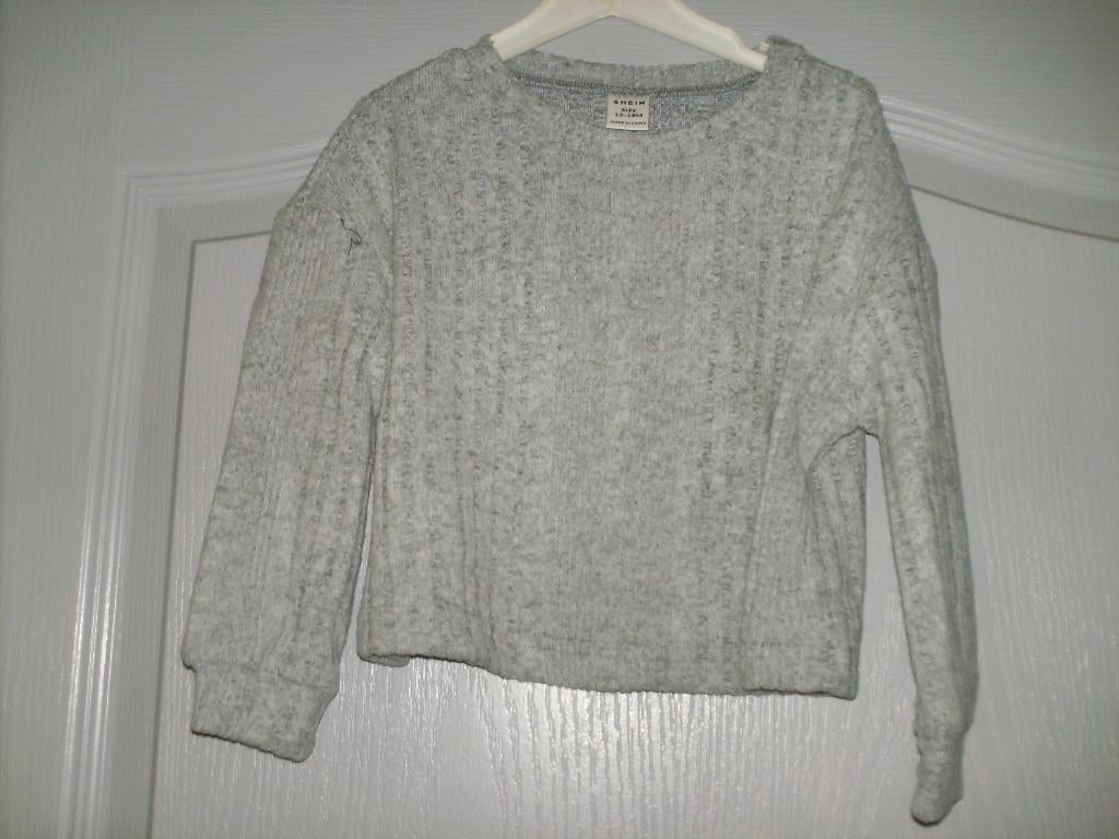 a vendre pull enfant, Enfants & Bébés, Vêtements enfant | Taille 110, Enlèvement ou Envoi, Neuf, Fille, Pull ou Veste