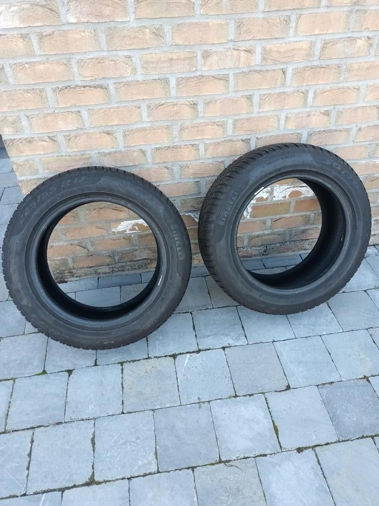 Deux Pneus Hiver Marque Pirelle Winter Sottozéro 3 Run Flat, Autos : Pièces & Accessoires, Pneus hiver, Véhicule de tourisme, Enlèvement