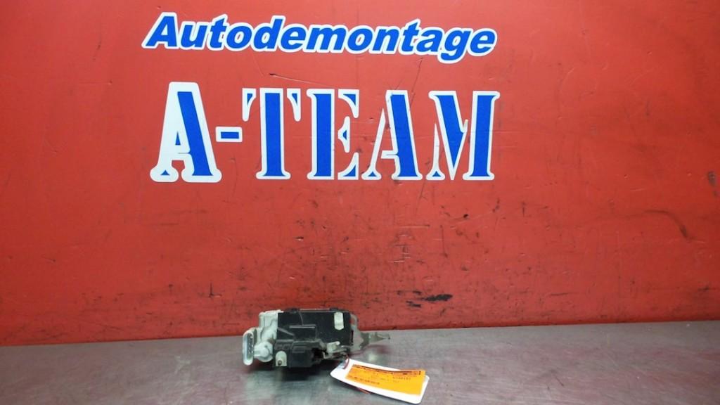 SERRURE DE PORTE RODS AVANT DROIT Peugeot Boxer (244), Autos : Pièces & Accessoires, Utilisé, Peugeot