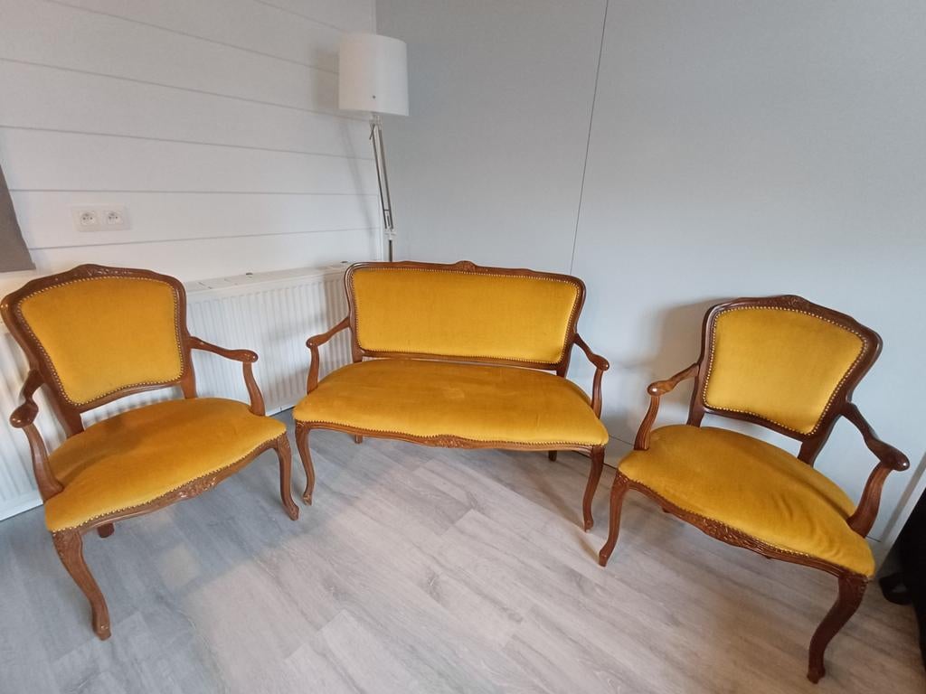 Mooi bankstel louis philippe, Ophalen