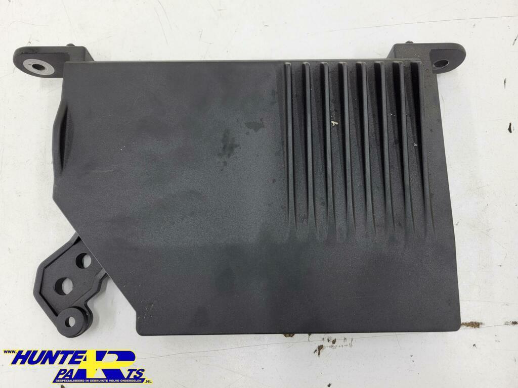Radio versterker Volvo V90/XC40/V60/XC ('16-'22) 32265284, Enlèvement ou Envoi, Volvo, Volvo, Utilisé
