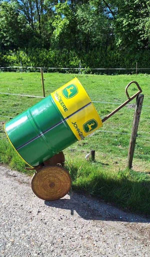 Antieke steekwagen, trek kar, trolley voor bv olie/wijnvat., Enlèvement