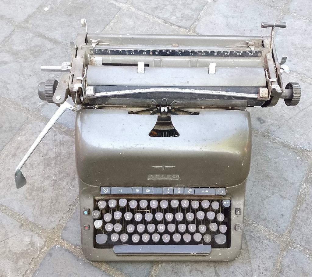oud typmachine Adler, Diversen, Typemachines, Ophalen, Gebruikt