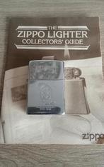 Zippo Wyatt Earp + collectors guide autentiek, Verzamelen, Rookartikelen, Aanstekers en Luciferdoosjes, Ophalen, Gebruikt, Aansteker