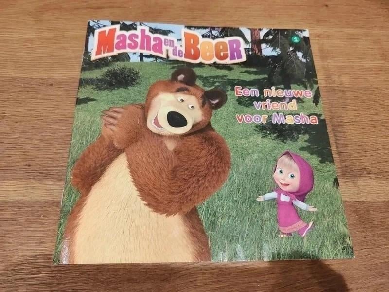 Leesboekje masha en de beer, Ophalen of Verzenden, Zo goed als nieuw, Sprookjes