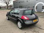 2004 Renault Mégane 1.4 Personenauto 26-NS-VR, Auto's, Gebruikt, Bedrijf, Handgeschakeld, Stadsauto