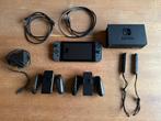 Nintendo switch avec accessoires et housse de transport, Enlèvement, Comme neuf, Avec 2 manettes, Switch 2019 Upgrade