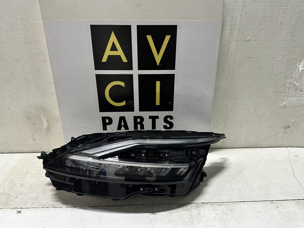 Koplamp Nissan Qashqai J12 ADAPTIVE LED 100-8D02J Links, -, Utilisé, -, Nissan