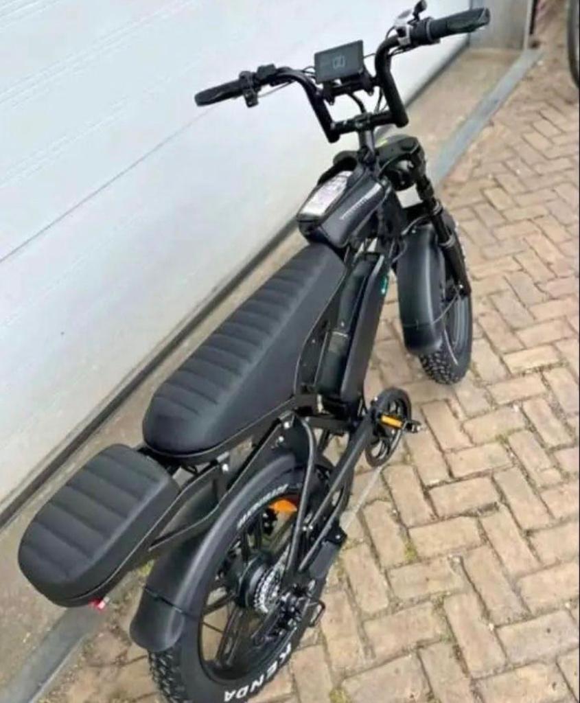 Vélo électrique Fatbik V 20 pro, Vélos & Vélomoteurs, Vélos électriques, Comme neuf, Autres marques, 50 km par batterie ou plus