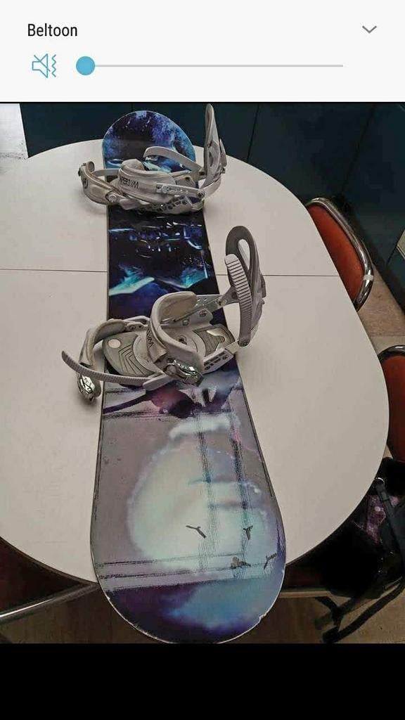 Snowboard  met opbergzak in perfecte staat, Ophalen