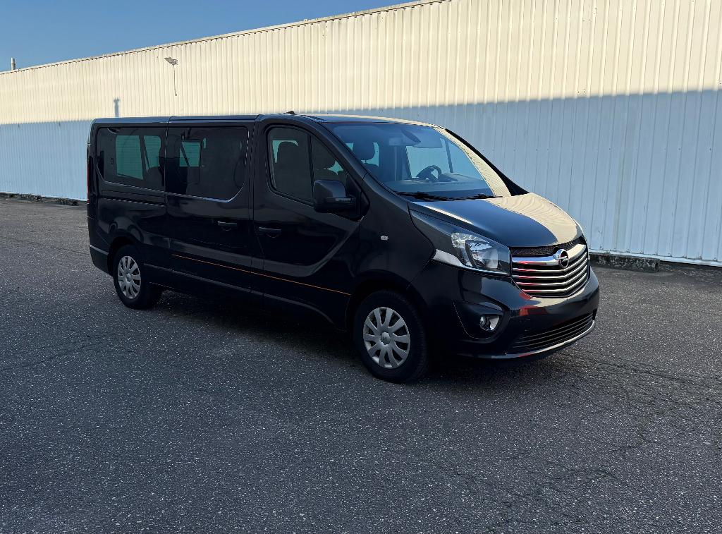 Opel vivaro 9 plaats 1.6D Biturbo euro6 2018, Vivaro, 1600 cc, Zwart, 5 deurs