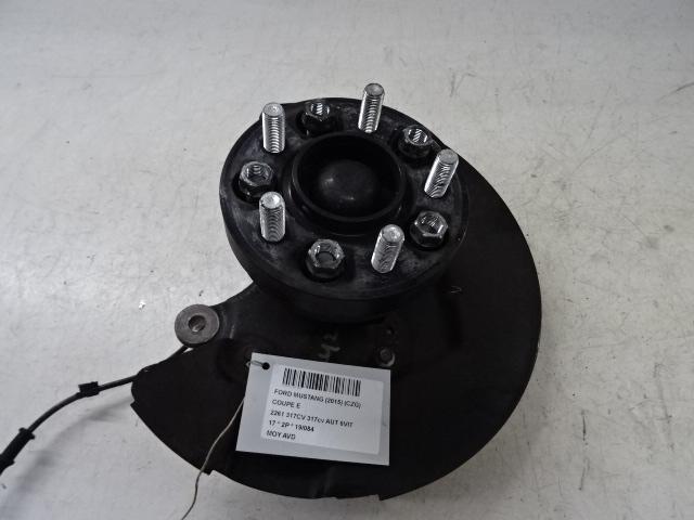 MOYEU DE ROUE AVANT DROIT Ford USA Mustang VI Fastback, Autos : Pièces & Accessoires, Freins & Transmission, Pièces américaines