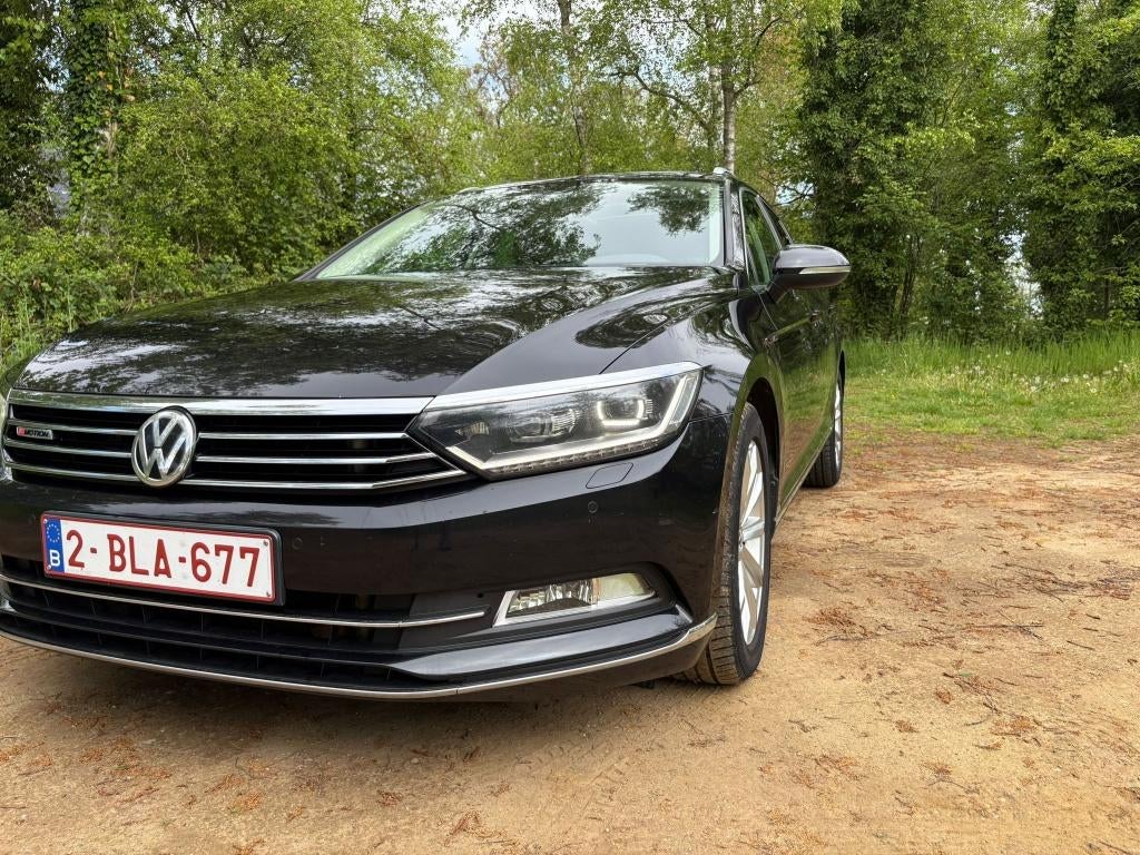 VW Passat 4motion Bj 2016, Autos, Volkswagen, Cuir, Euro 6, Noir, Automatique