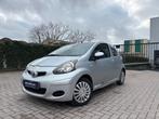 Totota Aygo 1.0iBenzine/2011/Leder/Lez /Gekeurd* 1.750€, Auto's, Zwart, Leder, Bedrijf, Euro 4