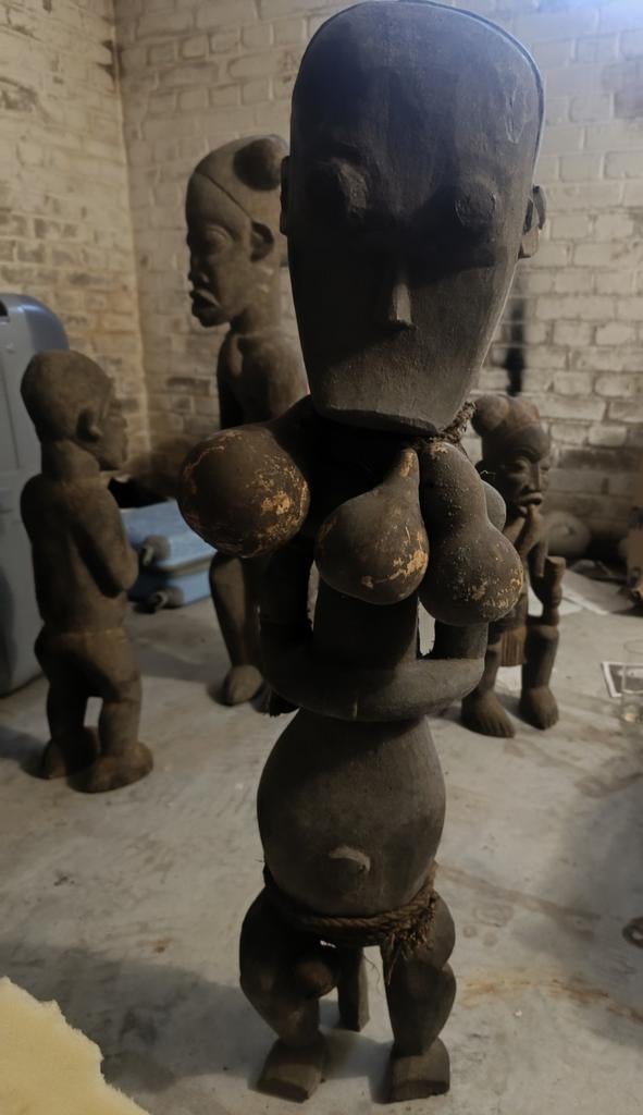 Ensemble de 10 sculptures en bois style tribal, Antiquités & Art, Art | Sculptures & Bois, Statue, Bois, Enlèvement ou Envoi