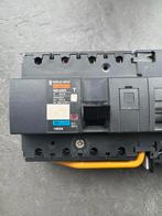 Merlin Gerin multi 9 NG125N + Vigi NG125 4 pôles, 80 A 30 mA, Enlèvement, Utilisé, Autres types