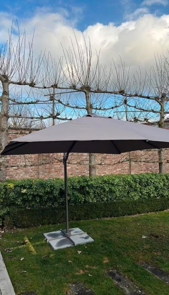 Azur Furniture parasol met voet - 300x300, Enlèvement