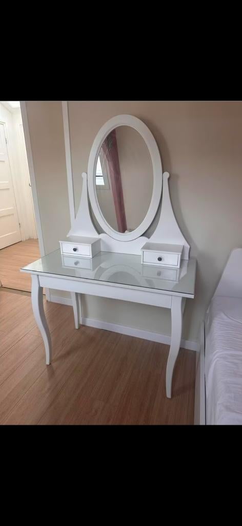 Toilet / kap / make up tafel, Ophalen