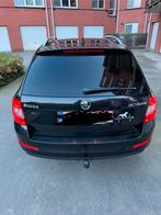 SKODA OCTAVIA 2.0TDI DSG AUTOMAAT EURO6, Auto's, Leder en Stof, Zwart, 5 deurs, Particulier