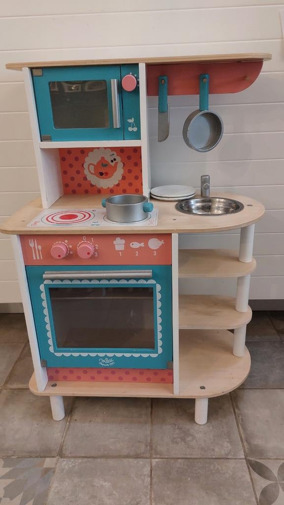 Mooi houten keukentje, Ophalen