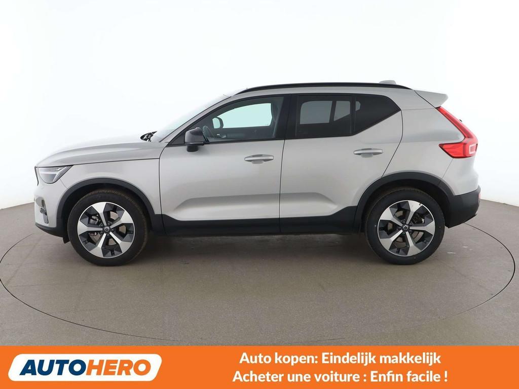 Volvo XC40 2.0 B4 Mild-Hybrid Momentum 2WD (automatique), Autos, Volvo, Argent ou Gris, Euro 6, Alcantara, Noir