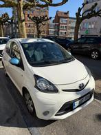 TOYOTA AYGO !!!! 62000 KM !!!!, Autos, Euro 5, Achat, 50 kW, Entreprise