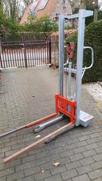 Gerbeur manuel avec pompe manuelle, Articles professionnels, Machines & Construction | Chariots élévateurs & Transport interne