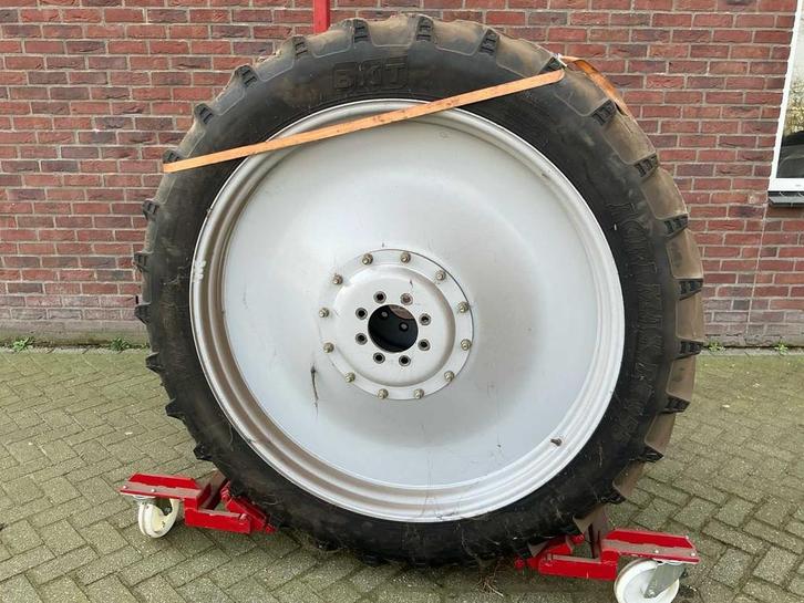 BKT Agrimax RT955 Tractorband (2x), Zakelijke goederen, Landbouw | Onderdelen | Banden, Velgen en Assen