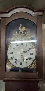 Horlogue ancienne sur pied en bois, Enlèvement