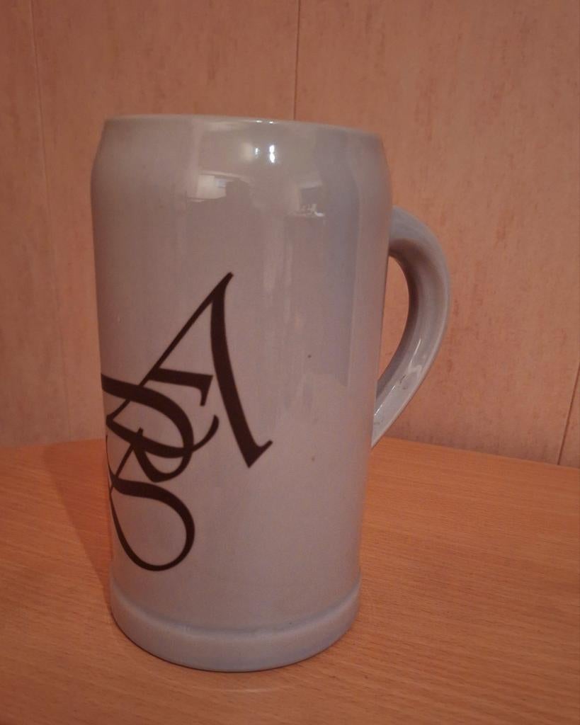 Cruche à bière, Enlèvement