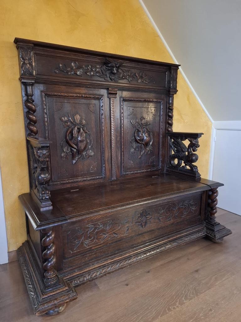 Banc d'entrée ancien, Enlèvement