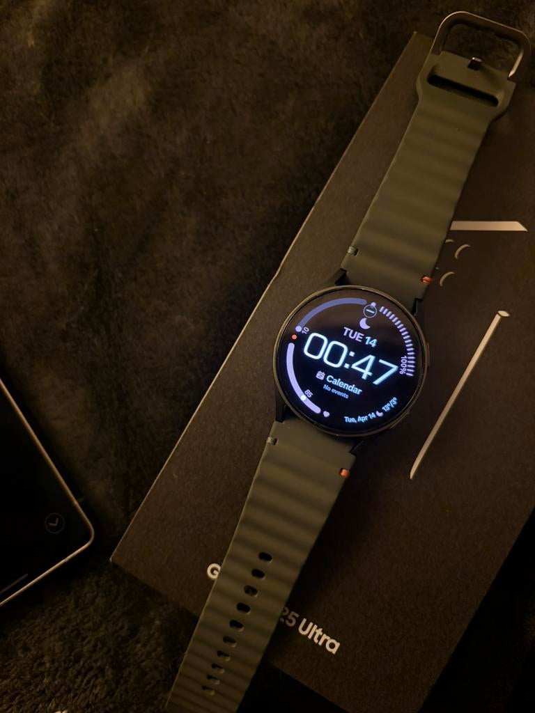 Samsung S25 Ultra 256 GB + Galaxy watch 7, Télécoms, Téléphonie mobile | Samsung, Autres modèles, Enlèvement ou Envoi, Comme neuf